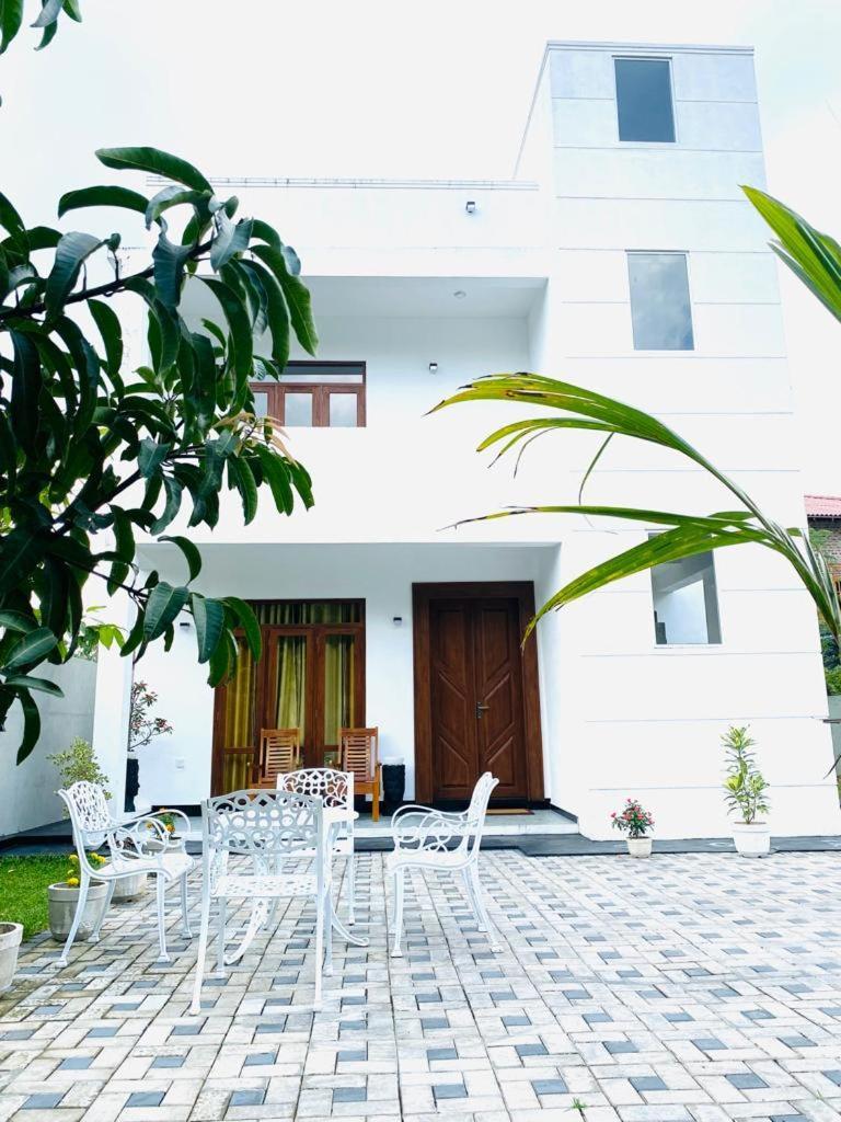 Twinstop Villa Minuwangoda Kültér fotó